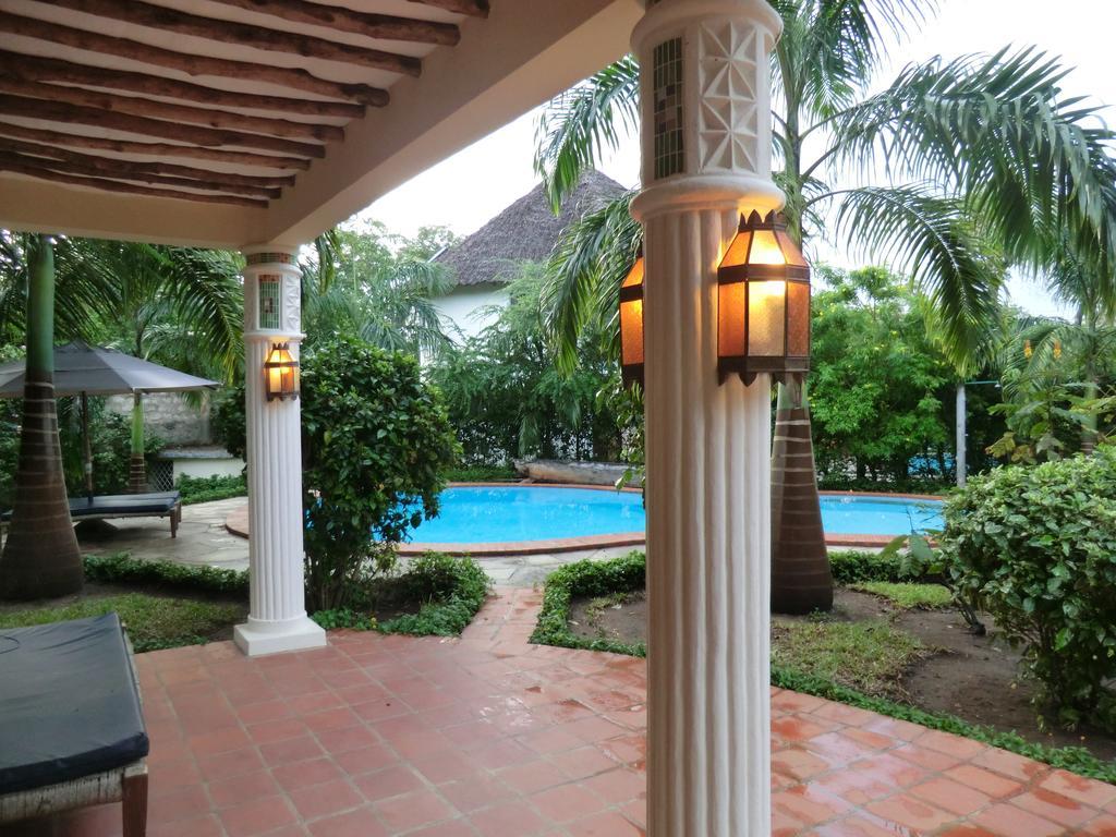 Villa Lamuhouse ディアニ・ビーチ 部屋 写真